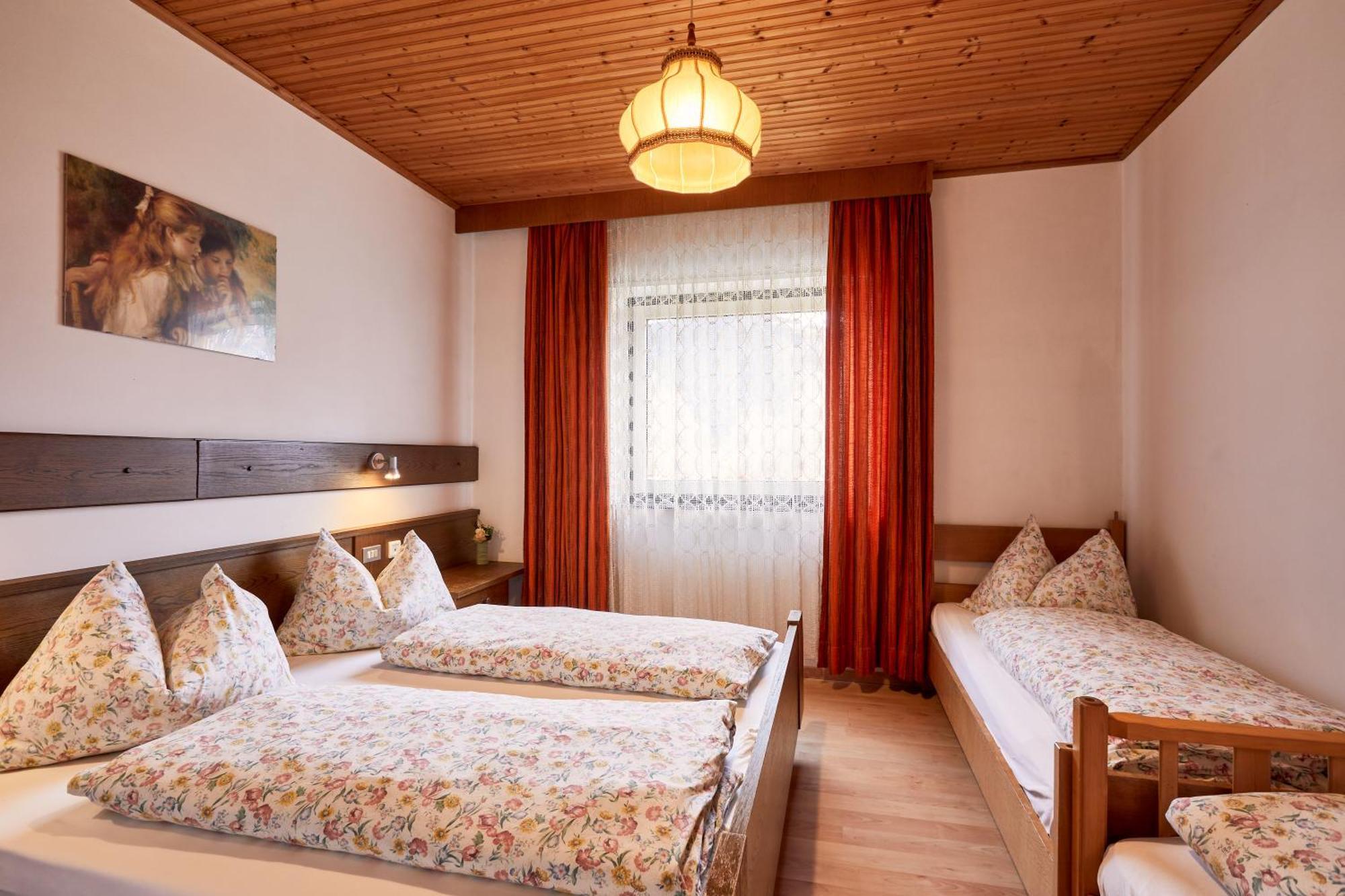 Ferienpension Zummuellerhof Natz-Schabs Rom bilde